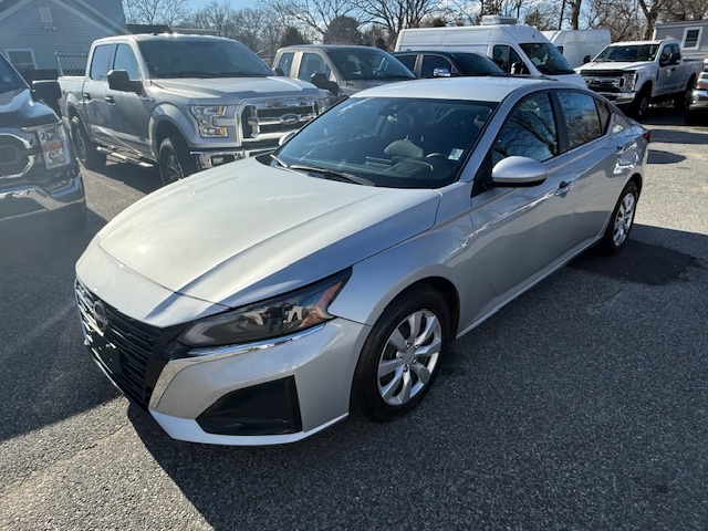 2023 Nissan Altima 2.5 S's photo
