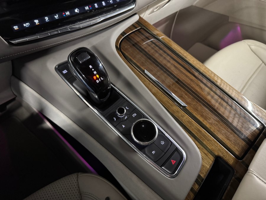 2023 Cadillac Escalade Premium Luxury Platinum - Photo 8