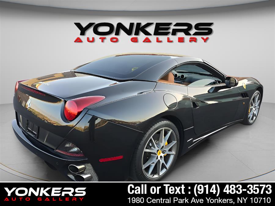 2010 Ferrari California