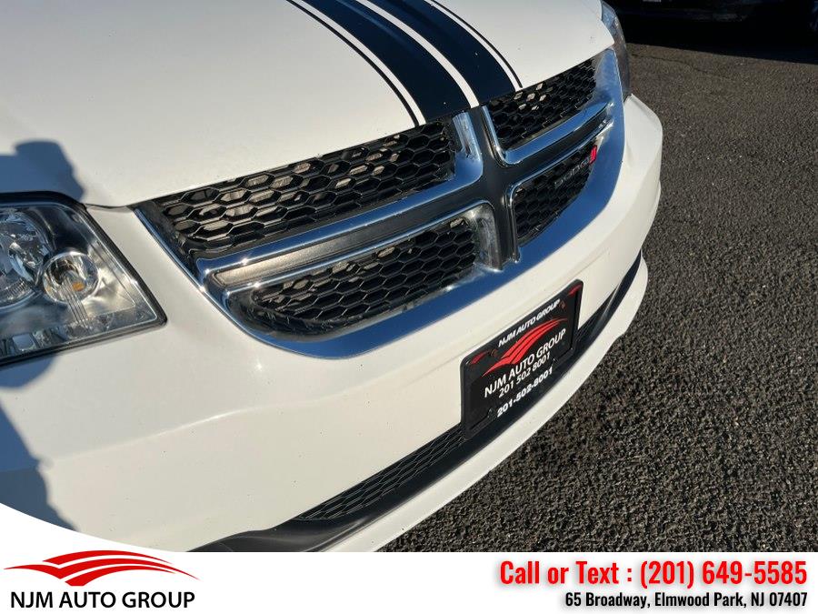 2017 Dodge Grand Caravan SXT's photo