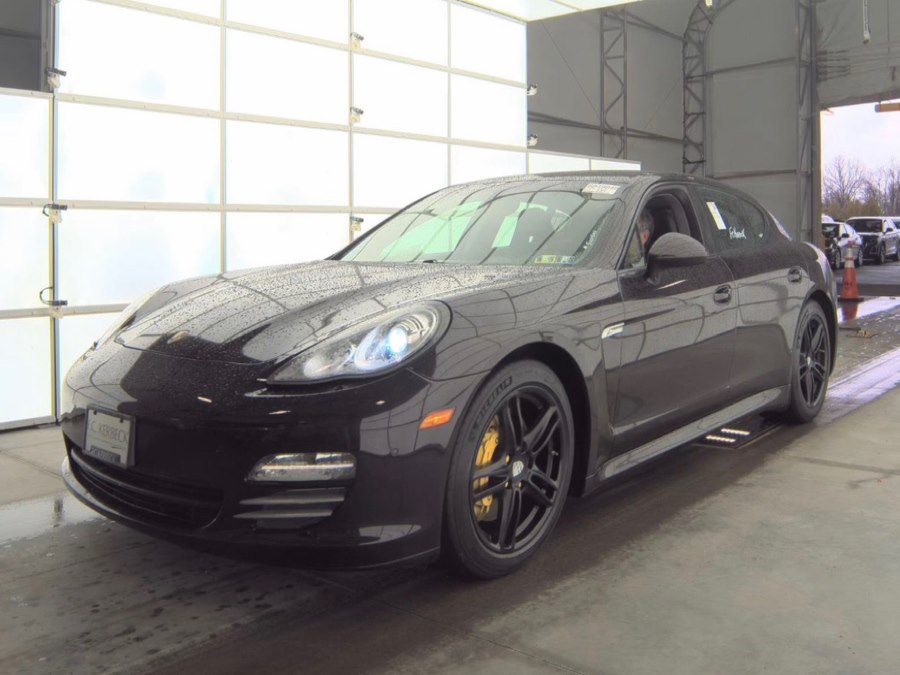 2011 Porsche Panamera Base