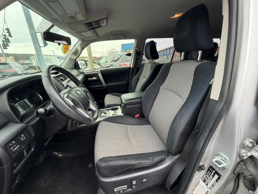 2015 Toyota 4Runner Limited - Photo 13