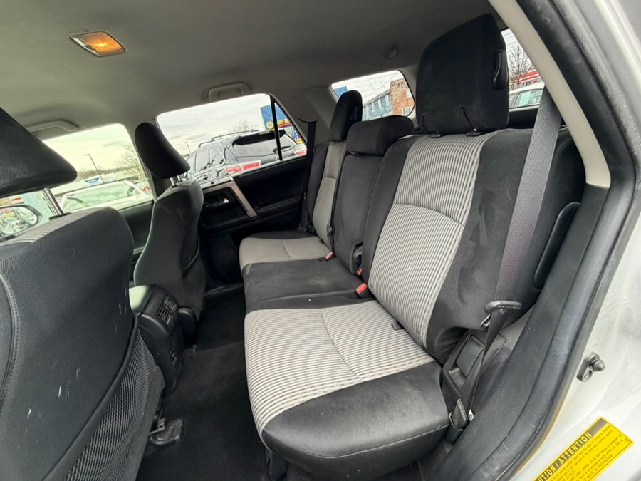 2015 Toyota 4Runner Limited - Photo 10