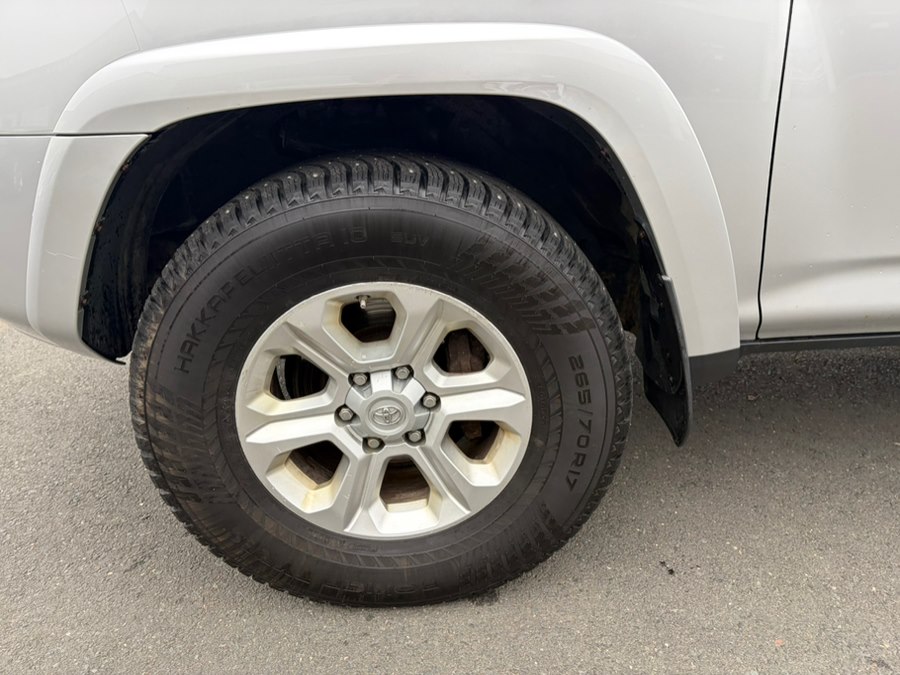 2015 Toyota 4Runner Limited - Photo 25