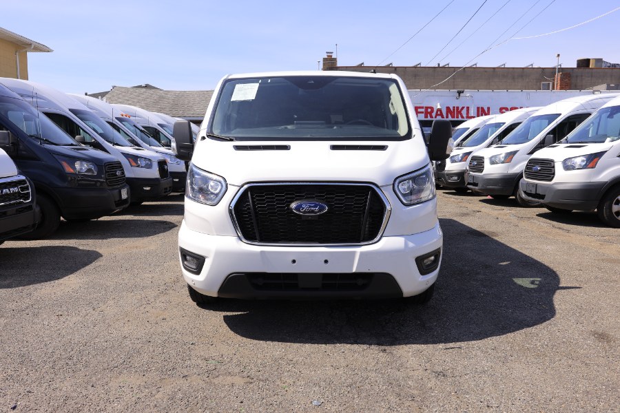 2023 Ford Transit 350 XLT Low Roof Sliding Pass. 148's photo