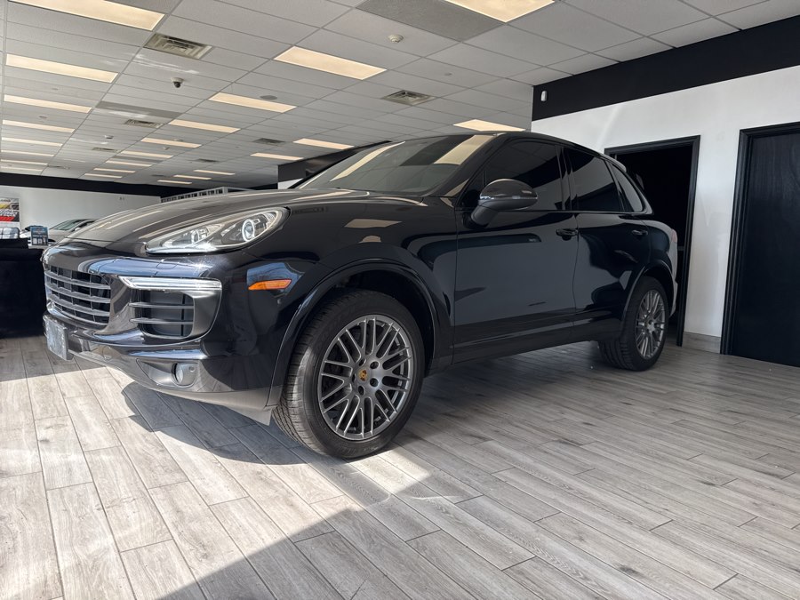 2018 Porsche Cayenne Platinum Edition