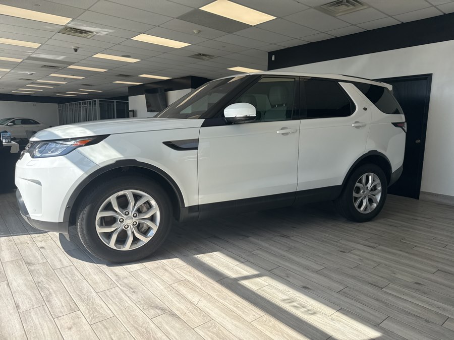 2020 Land Rover Discovery SE