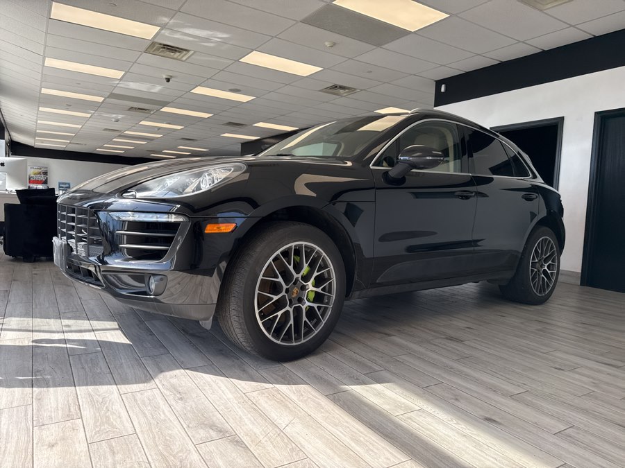 2015 Porsche Macan S