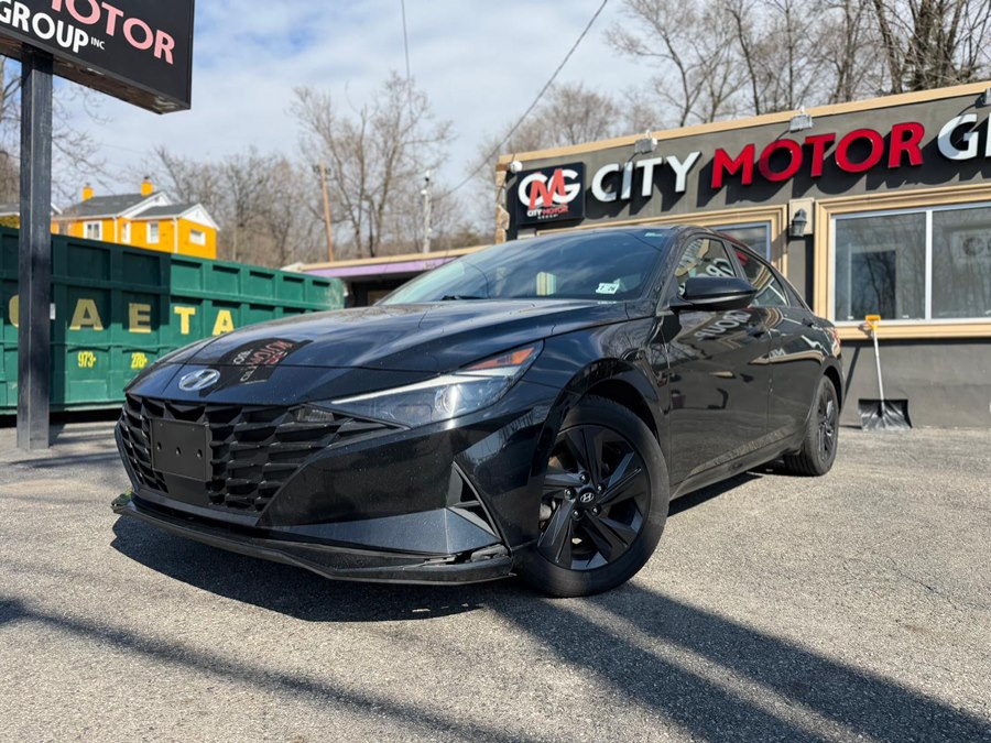 2021 Hyundai Elantra 2.0 SEL IVT's photo