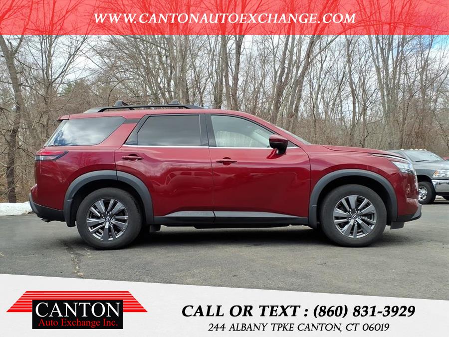 2022 Nissan Pathfinder SV 4WD's photo