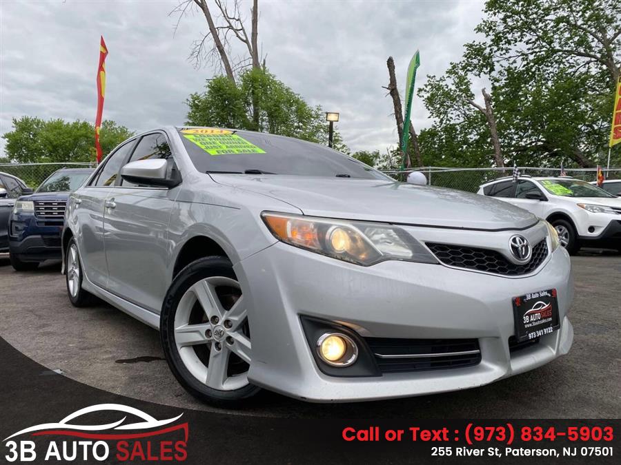 2014 Toyota Camry SE