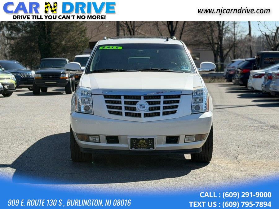 2011 Cadillac Escalade ESV AWD Premium's photo