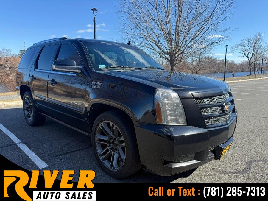 2013 Cadillac Escalade Premium