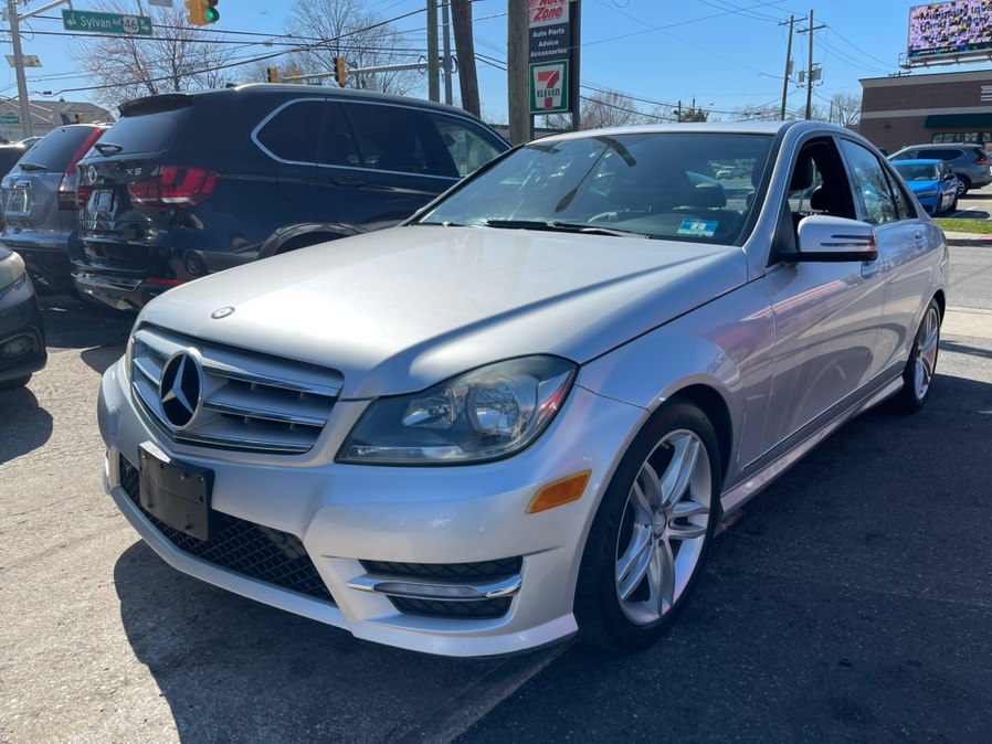 2012 Mercedes-Benz C-Class C300 Sport