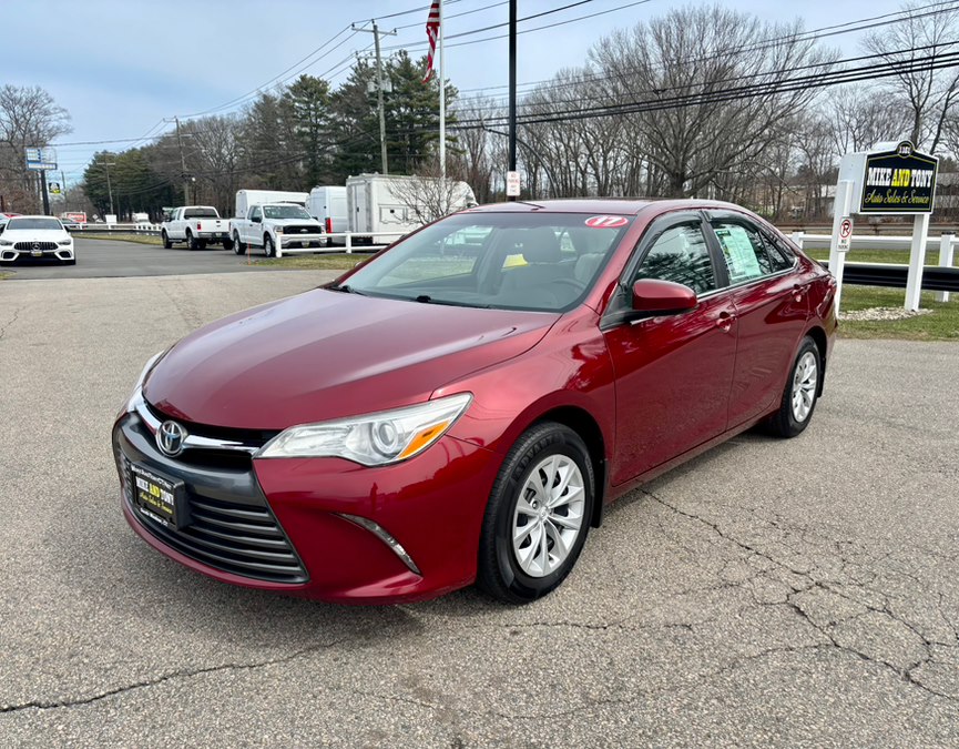 2017 Toyota Camry LE