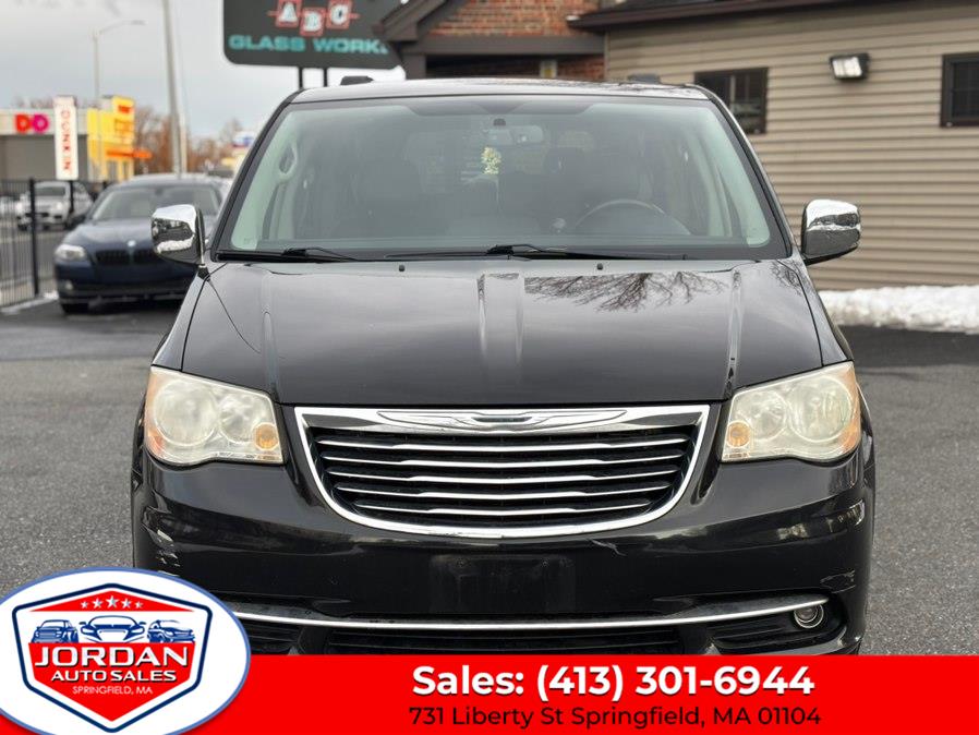 2011 Chrysler Town & Country