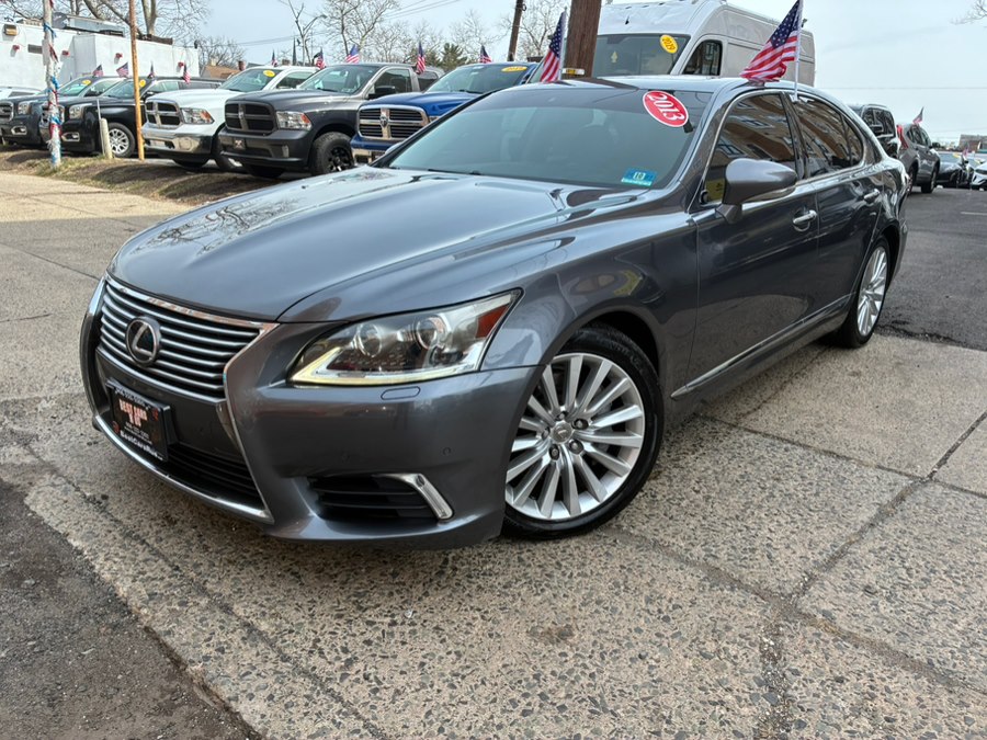 2013 Lexus LS Base
