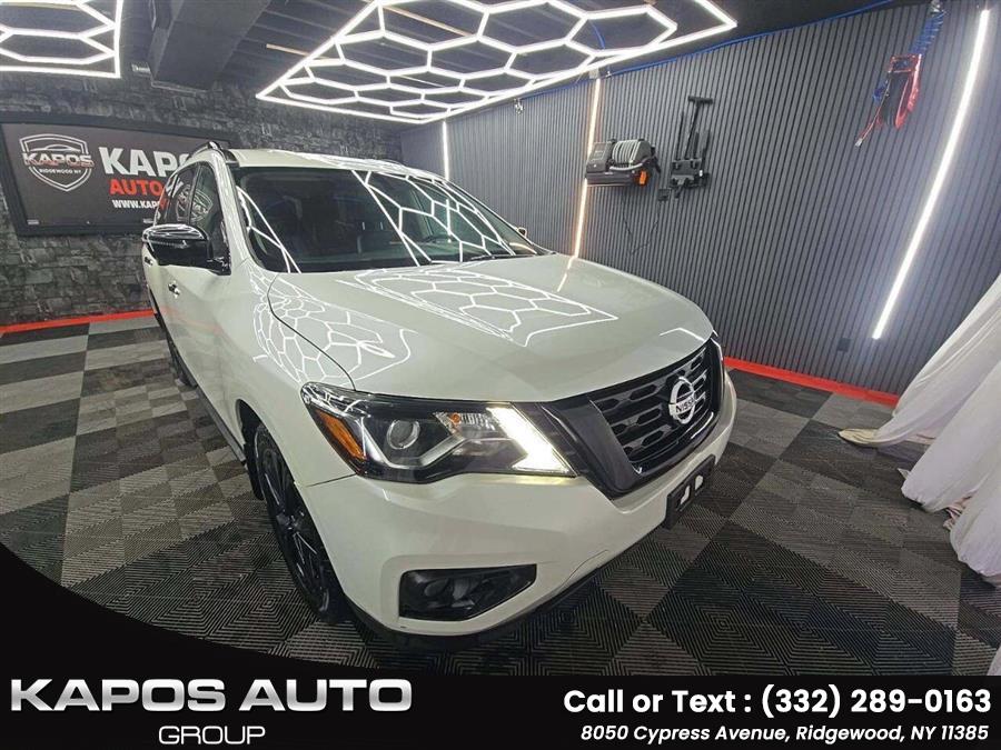 2018 Nissan Pathfinder SL 4WD's photo