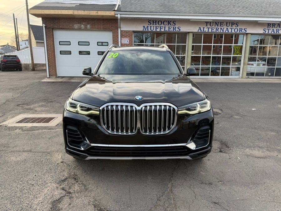 2020 BMW X7 xDrive40i's photo