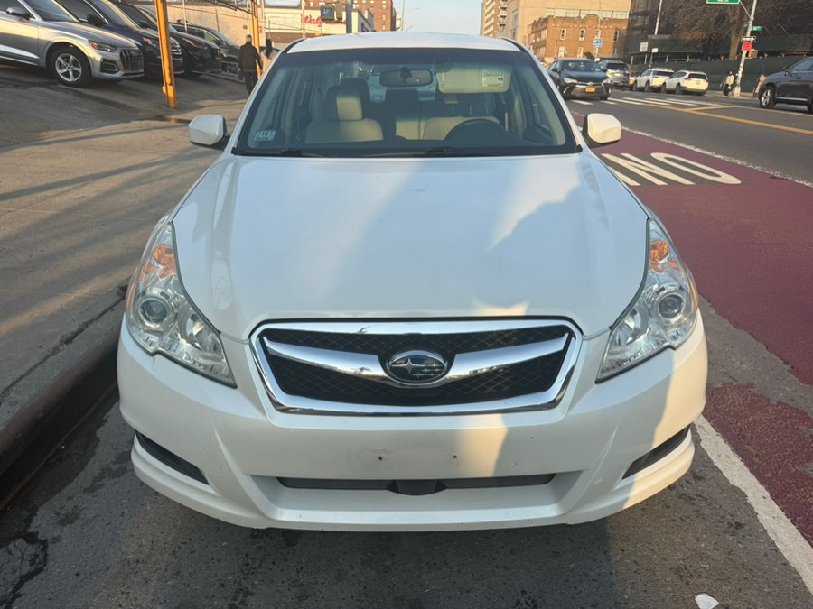 2010 Subaru Legacy 3.6R Limited AT's photo