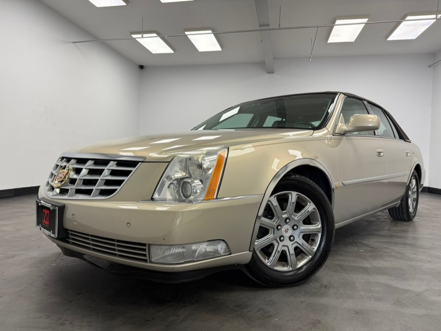 2008 Cadillac DTS Luxury II's photo