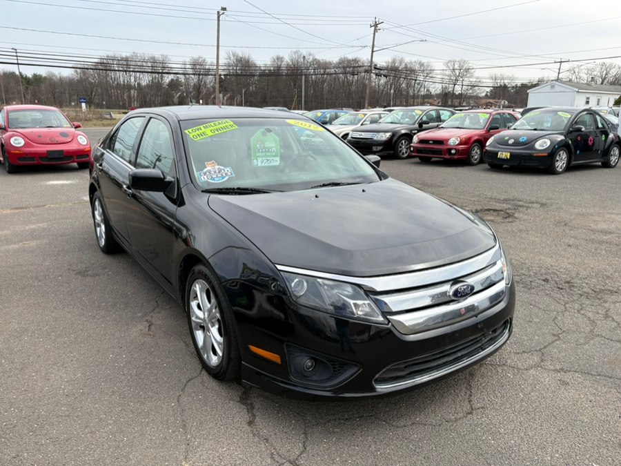 2012 Ford Fusion 4dr Sdn SE FWD, available for sale in East Windsor, Connecticut | CT Car Co LLC. East Windsor, Connecticut