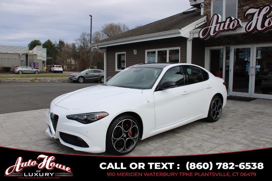 2024 Alfa Romeo Giulia Ti AWD's photo