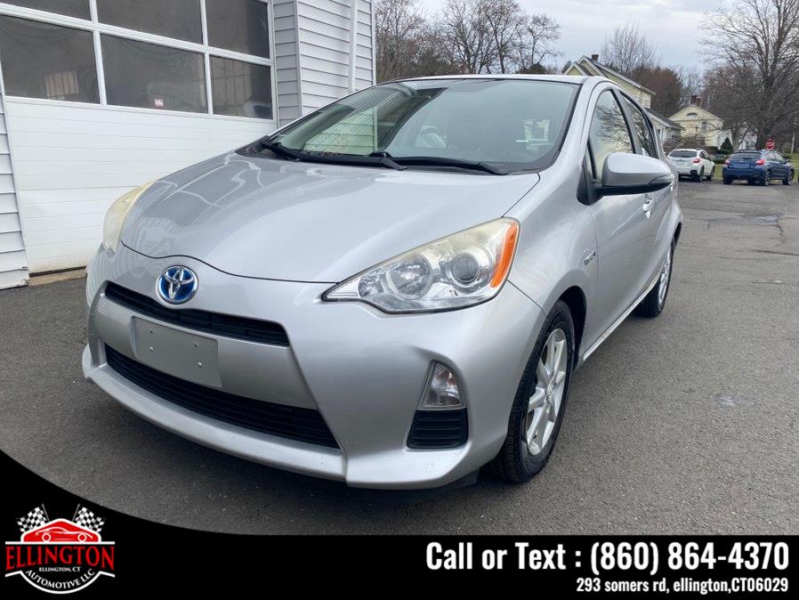 2012 Toyota Prius c Three