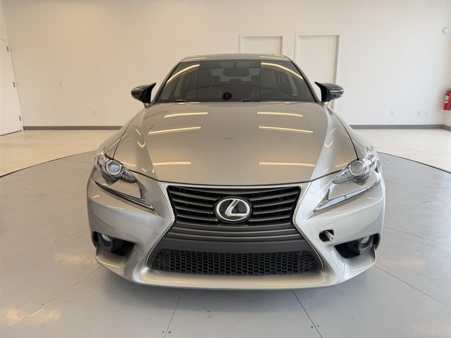 2016 Lexus IS