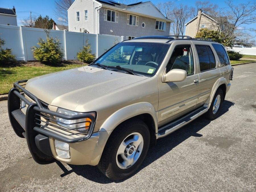 2000 INFINITI QX3 Base