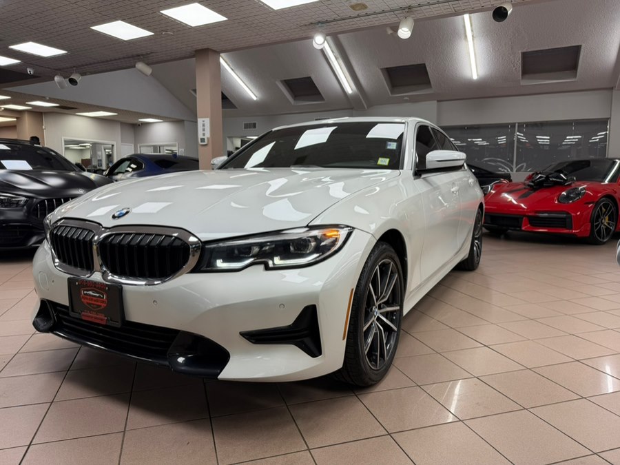 2020 BMW 3 Series 330i xDrive Sedan's photo