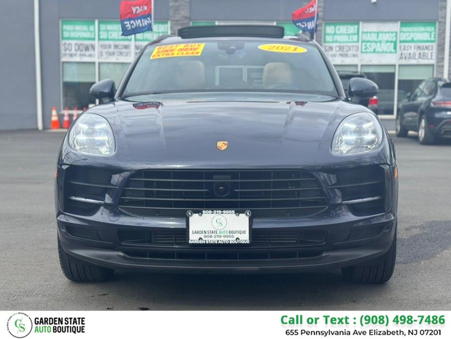 2021 Porsche Macan -'s photo