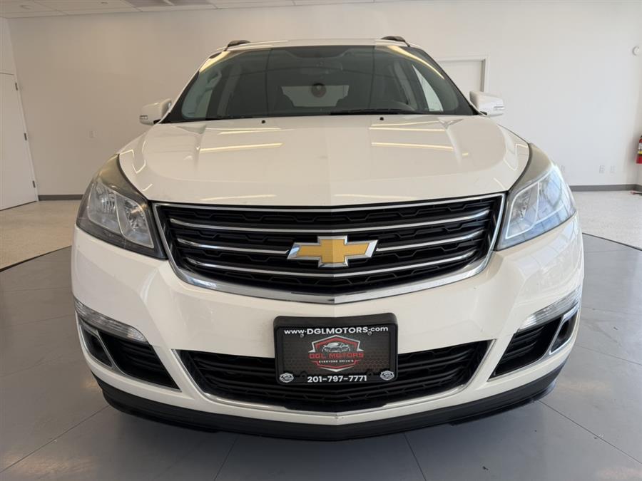2015 Chevrolet Traverse 1LT AWD's photo