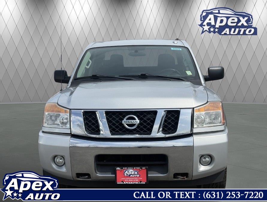 2015 Nissan Titan SV