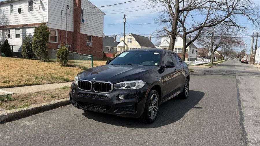 2018 BMW X6 sDrive35i's photo