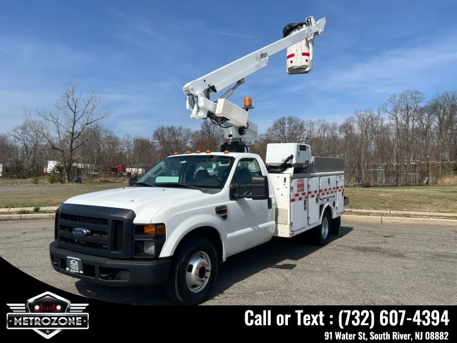 2008 Ford F-350 Super Duty Chassis Cab