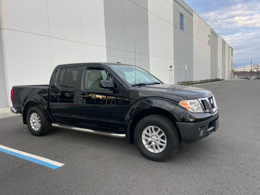 2017 Nissan Frontier 4.0 SV Crew Cab 4X4 AT SWB's photo