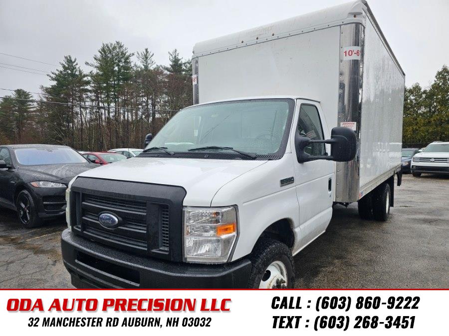 2024 Ford E-Series Cutaway Base