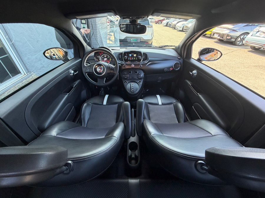 2018 FIAT 500e Battery Electric - Photo 19