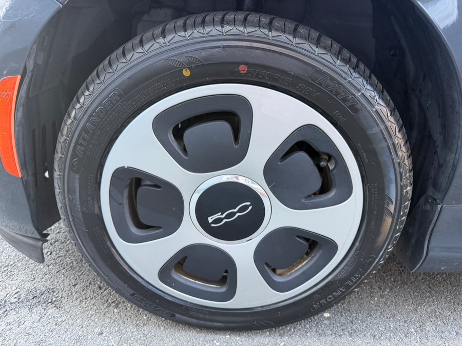2018 FIAT 500e Battery Electric - Photo 41