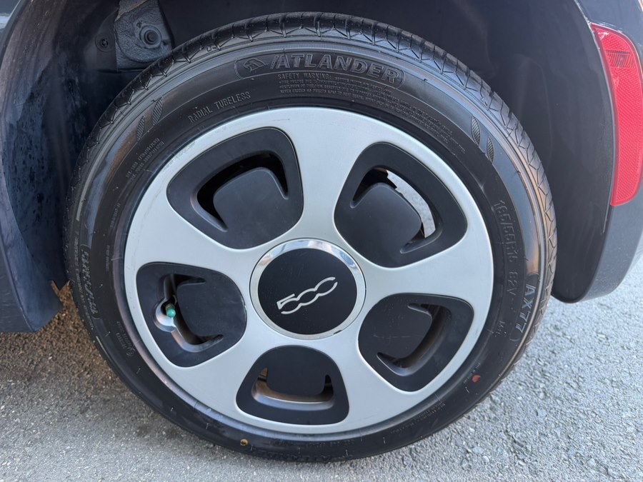 2018 FIAT 500e Battery Electric - Photo 44