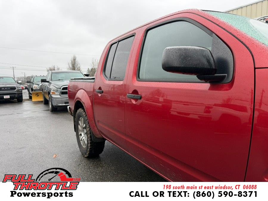 2014 Nissan Frontier 4.0 SV Crew Cab 4X4 AT SWB's photo