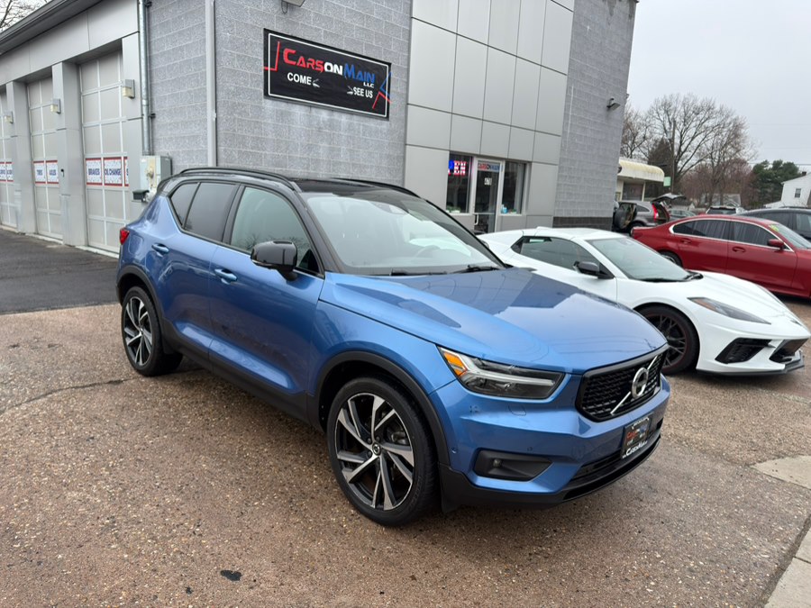 2019 Volvo XC40 R-Design