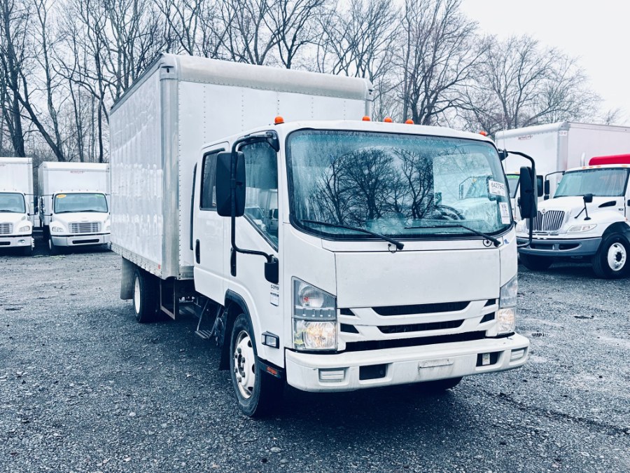 2019 Isuzu NPR-HD's photo
