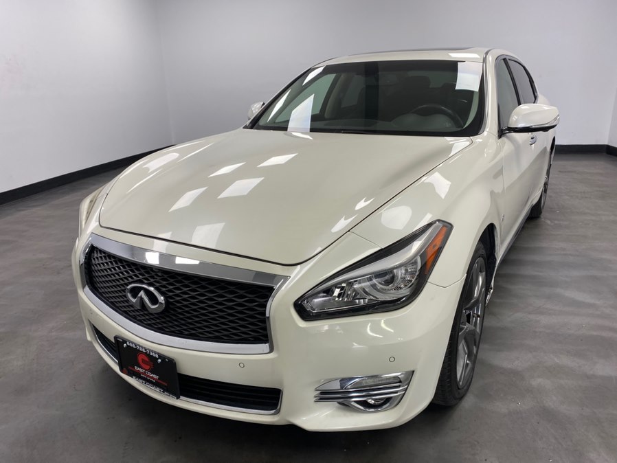 2016 INFINITI Q70L 3.7 AWD L's photo
