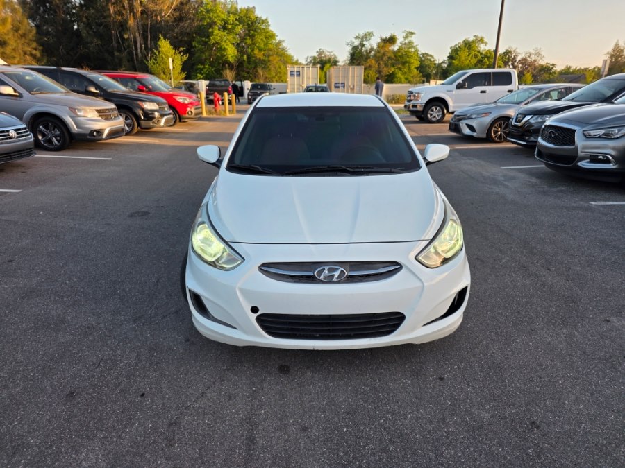 2017 Hyundai Accent SE 4-Door 6-Speed Automatic's photo