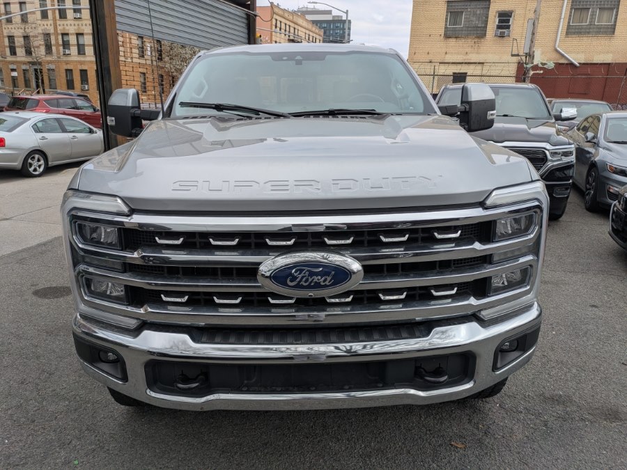 2023 Ford F-250 Lariat 4x4 SuperCab 8' Box's photo