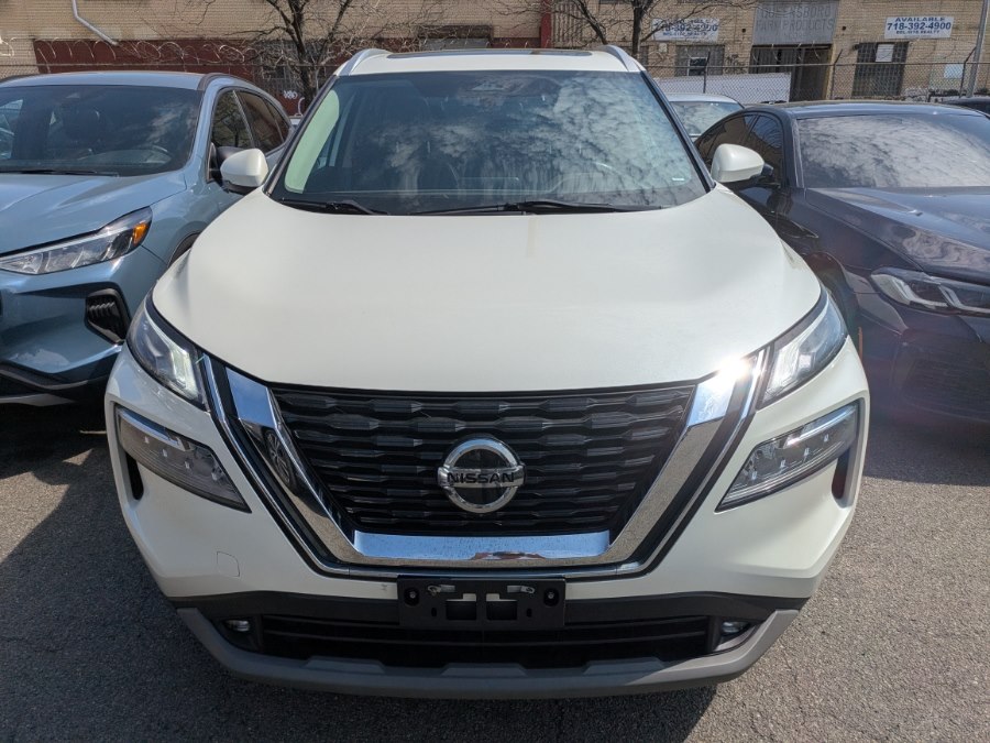 2021 Nissan Rogue SL AWD's photo