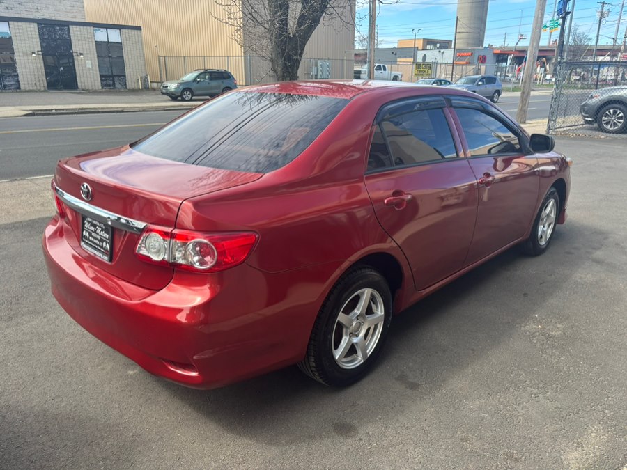 2011 Toyota Corolla S photo 3