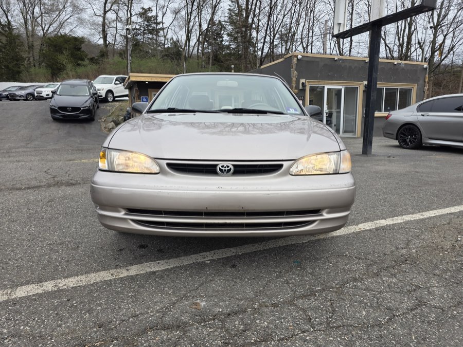 2000 Toyota Corolla